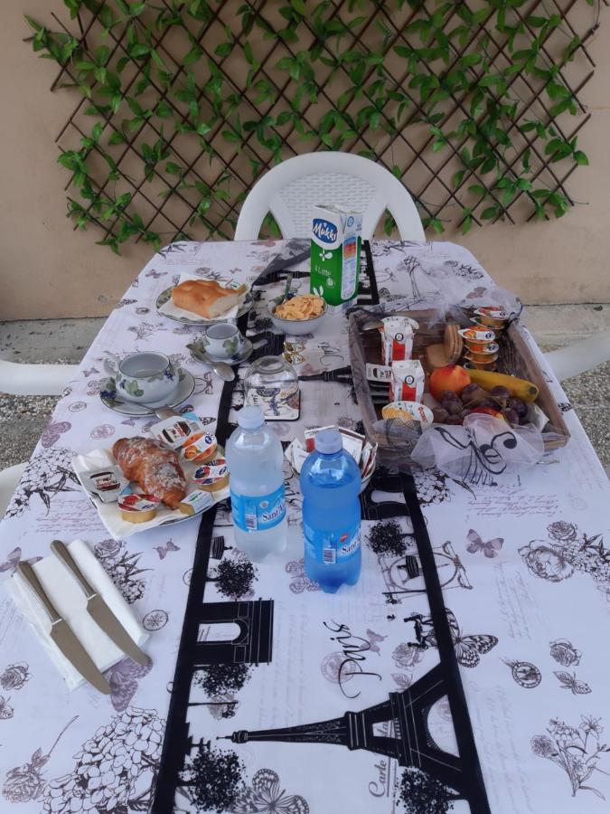 Double Room Φουσέκιο Εξωτερικό φωτογραφία