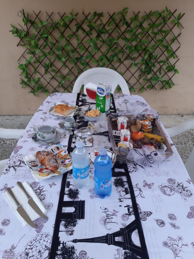 Double Room Φουσέκιο Εξωτερικό φωτογραφία